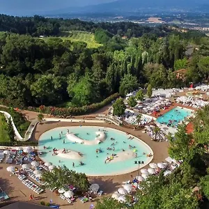 Hu Norcenni Girasole Village Aldeamento Turístico